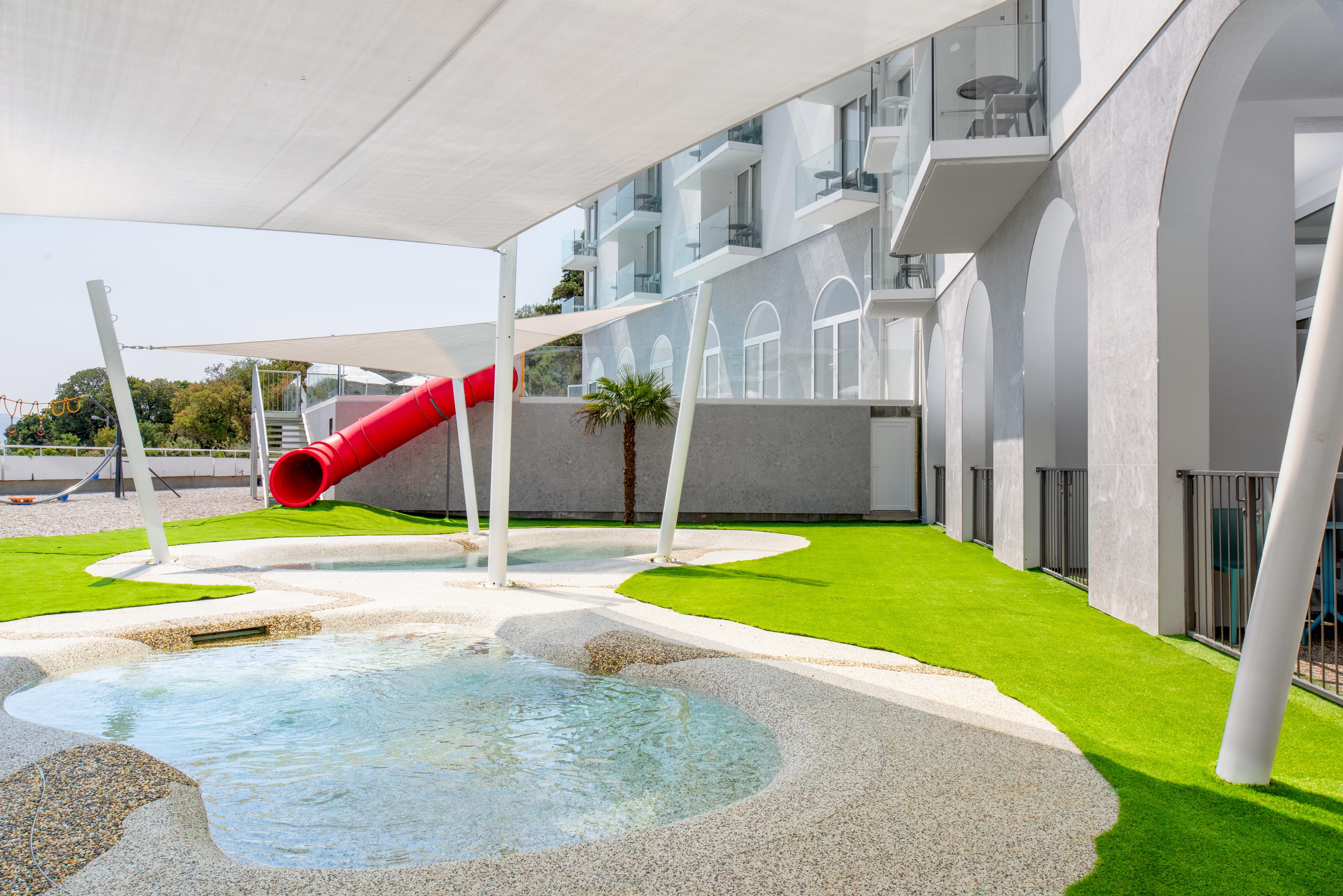 Aminess Vival Lisanj Family Hotel โนวีวีโนดอลสกี ภายนอก รูปภาพ